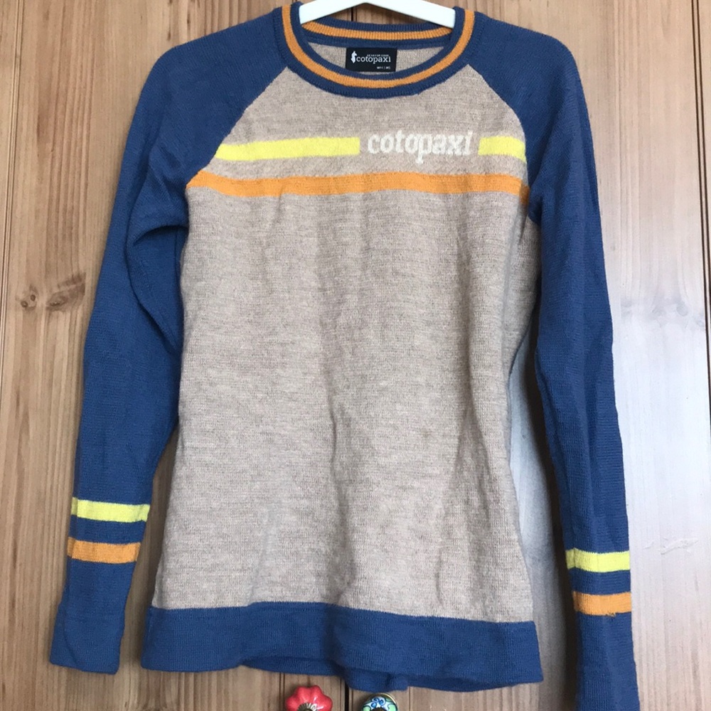 Cotopaxi Women’s Retro Striped Sweater M